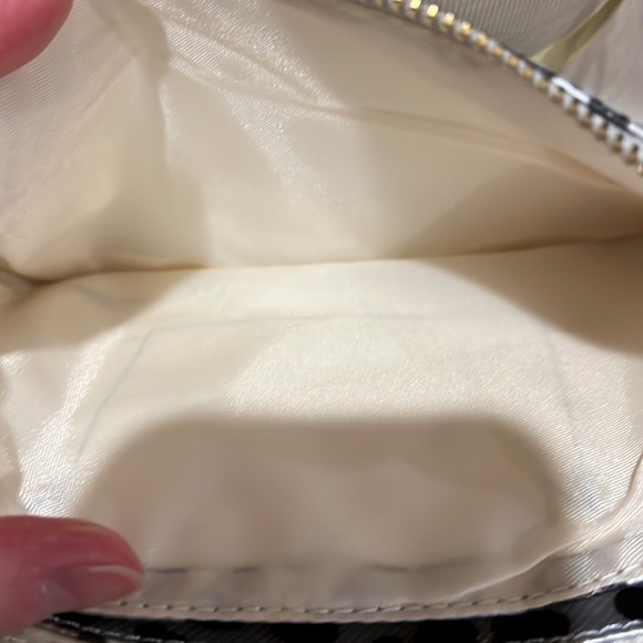 Caroline Hill Crossbody Bag Excellent Condition!! - Picture 5 of 9